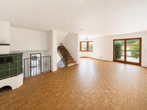 Foto - Besondere 5-Zimmer-Doppelhaushälfte in Top-Lage am Kellerwald