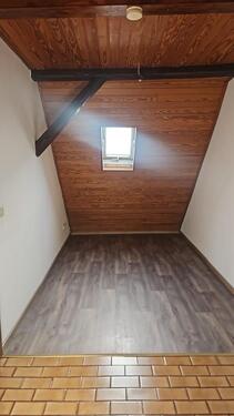 Foto - Dachgeschosswohnung zu vermieten - ca.68 m2