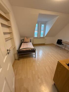 Foto - WG Zimmer in Bad Cannstatt - 600,00&nbsp;EUR Kaltmiete, ca.&nbsp; 120,00&nbsp;m&sup2;