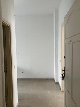 Foto - Helle 1 Zi. Wohnung Küche Diele Bad