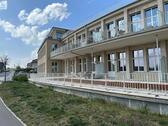 Foto - 3 Zimmer mit EBK, großer Terrasse und 2 Stellplätzen