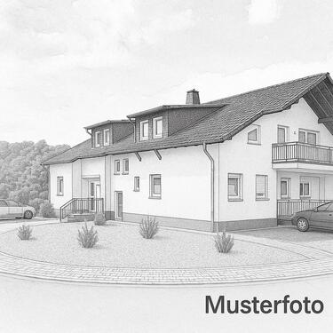 Foto - Mehrfamilenhaus - 5 Parteien - 5 min von der A3