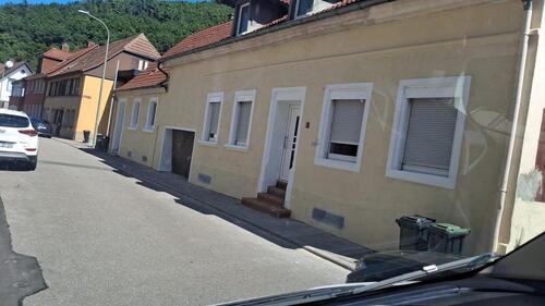 Foto - Einfamilienhaus zu VERMIETEN - 930,00&nbsp;EUR Kaltmiete, ca.&nbsp; 145,00&nbsp;m&sup2;