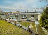 Foto - Sehr schöne Doppelhaushälfte mit Wintergarten, Garten & Garage