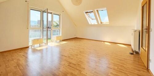 Foto - Helle 2,5 Zimmer Dachgeschosswohnung mit Balkon in Rielasingen