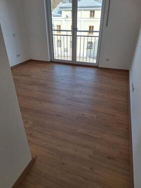 Foto - 2-Zimmer Whg (R2) mit Aufzug, Einbauküche und Balkon