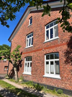 Foto - Mehrfamilienhaus, Wohnhaus zum Kaufen in Neuhaus (Oste)