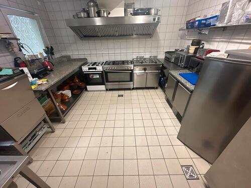 Foto - Komplete Restaurant in Raum Frankfurt M abzugeben