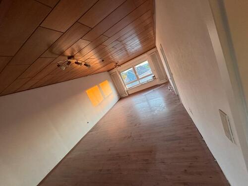 Foto - Großzügige Wohnung mit Terrasse und Balkon in Wemmetsweiler