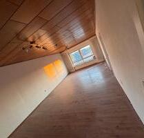 Großzügige Wohnung mit Terrasse und Balkon in Wemmetsweiler - Quierschied