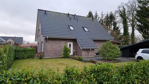 Foto - DHH in schöner Siedlungslage Altenoythe