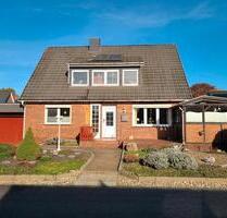 Wohnhaus mit Garage, Gnarrenburg Ortskern, von privat