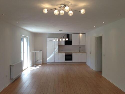 Foto - Schöne 5-Zimmer-Wohnung mit Balkon und Einbauküche zu vermieten