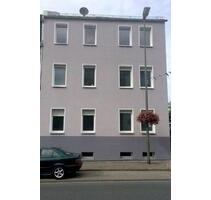 Kapitalanleger aufgepasst: Mehrfamilienhaus mit 4 Garagen in Hamm