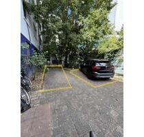 Stellplatz in ruhigem Hinterhof in Frankfurt-Hausen - Frankfurt am Main Mitte-West