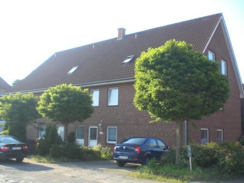 Foto - 2 Zimmer-Wohnung im DG - 395,00&nbsp;EUR Kaltmiete, ca.&nbsp; 58,00&nbsp;m&sup2;