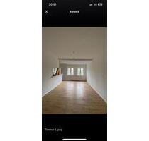 Helle große Wohnung in Zeitz abzugeben *-*