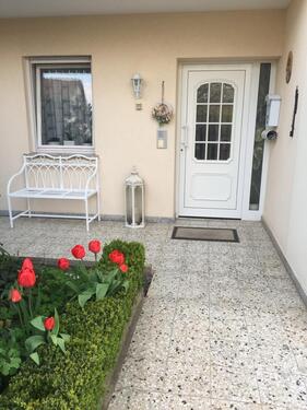 Foto - Helle 3-Zimmer-DG-Wohnung mit EBK in Külsheim-Stadt zu vermieten