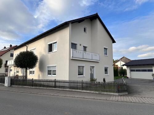 Foto - Haushälfte Haus Doppelhaus - 950,00 EUR Kaltmiete,