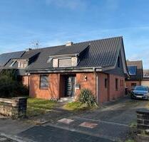 Charmante, komplett sanierte Doppelhaushälfte - Bremerhaven Schiffdorferdamm