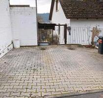 PKW Stellplätze Würzburg - Dürrbachau zu vermieten