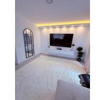 Moderne, Kernsanierte 3-Zimmer Eigentumswohnung - Grevenbroich Neuenhausen