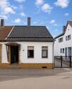 Foto - Doppelhaushälfte in Bexbach mit Garten, Vollkeller & 2 gr.Garagen