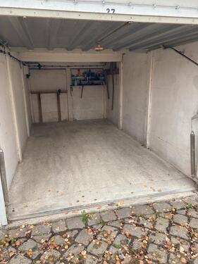 Foto - Garage zu vermieten - 110,00 EUR Miete,