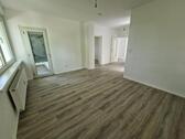 Foto - Renoviert und endlich Platz - 4-Zimmer-Wohnung im Grünen