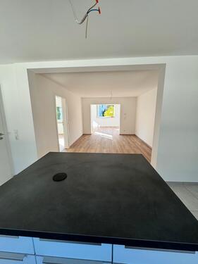Foto - Dachgeschoss Wohnung - wie Neubau - klimatisiert