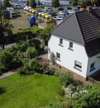 Foto - Modernes Büro-Praxishaus mit Stellplätzen - Verkehrsgünstig!