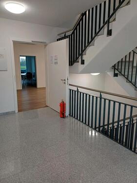 Foto - Moderne helle Büros mit Einrichtung in Wasenweiler zu vermieten
