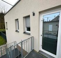 Moderne hochwertige Wohnung mit Garten und Stellplatz - Wadgassen