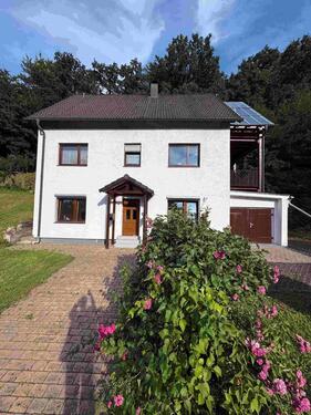 Foto - Massives Einfamilienhaus in Gummersbach.