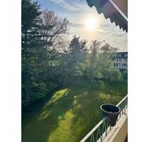 ruhige 2 Zimmer Wohnung mit Sonnenbalkon und Blick ins Grüne - Düsseldorf Stadtbezirk 3