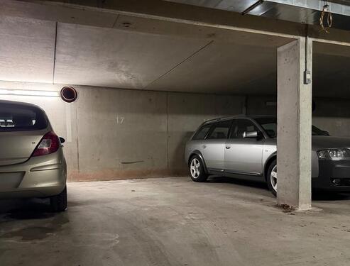 Foto - Tiefgarage nahe Ostdeutsche Galerie, Herzogspark