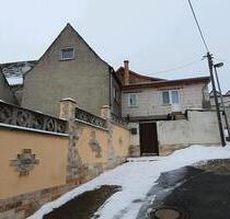 Wohnhaus mit 2 Wohnungen - 150.000,00&nbsp;EUR Kaufpreis, ca.&nbsp; 295,00&nbsp;m&sup2; in Kindelbrück (PLZ: 99638)