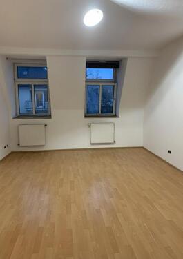 Foto - WG Zimmer Schwabing - 650,00&nbsp;EUR Kaltmiete, ca.&nbsp; 30,00&nbsp;m&sup2;