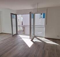 Helle 2-Zi-Whg mit Aufzug und Einbauküche - Pfarrkirchen