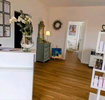 vermiete einen Arbeitsplatz im Kosmetikinstitut - Schönberg (Holstein)