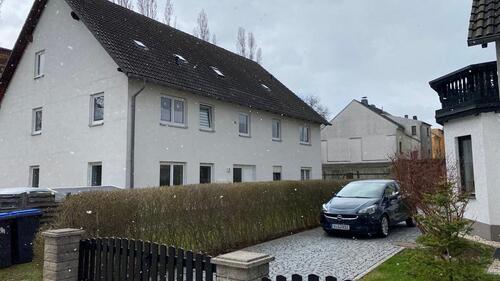 Foto - 2-Zi.-Whg. mit Balkon in einem neuen 4-Fam.-Haus