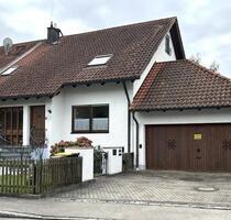 Wohnen wie im Haus: Großzügige 3-Zimmer-Gartenwohnung von privat - Augsburg