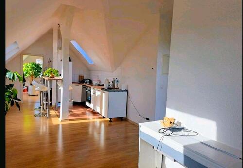 Foto - 3 Zimmer Dachgeschoßwohnung zur Miete in Frankfurt am Main