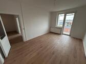 Foto - Frisch renovierte 3-Zimmer-Wohnung mit Balkon!