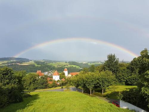 Foto - Schöne 2 Zimmer 62 qm DG Whg mit Garten u Balkon in Neuburg a Inn