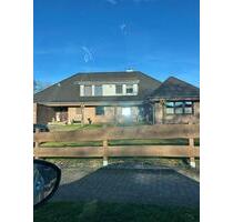 Exklusive Dachgeschosswohnung in beruhigter Lage - Münsterdorf