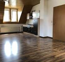 2-Zimmer-Dachgeschosswohnung in Lahnau-Dorlar