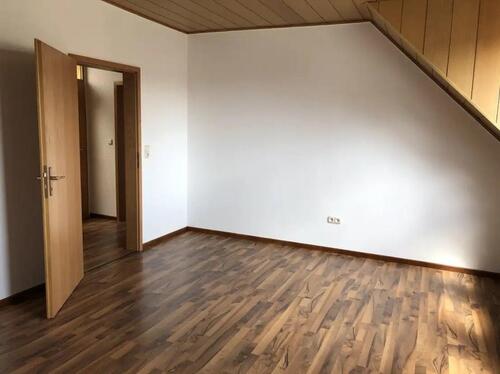 Foto - Dachgeschoßwohnung in Lahnau zur Miete