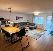 Provisionsfreie 4-Zimmer-Wohnung mit Balkon,Garage & Einbauküche - Massenbachhausen