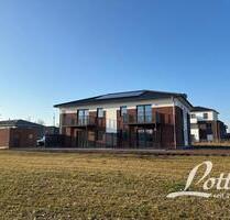 **Erstbezug ! Sonnige Erdgeschosswohnung mit Terrasse!** - Apen